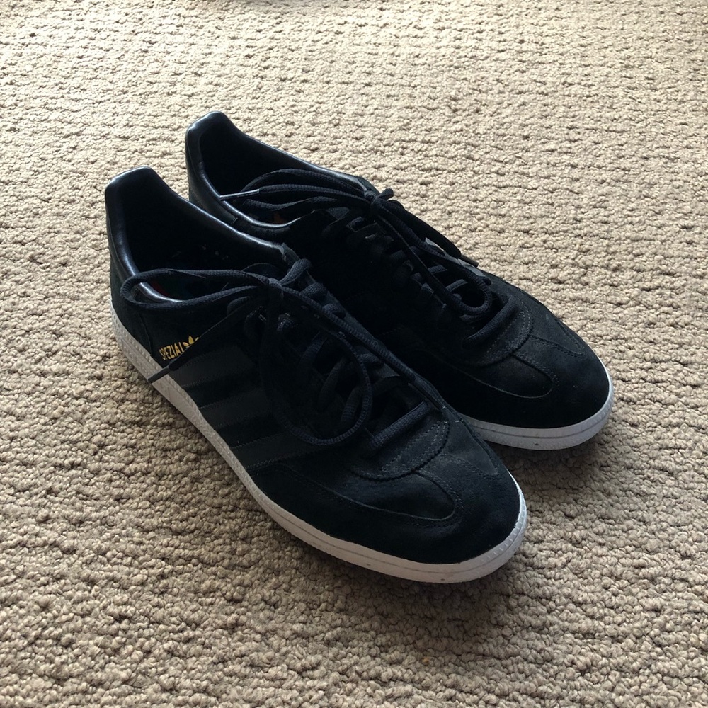 Adidas - Men sneakers